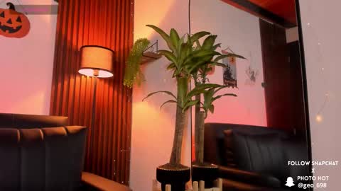 Georgina Caruso online show from October 19, 4:57 am