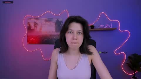 gerasmilee online show from April 12, 6:35 pm