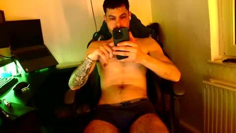 Snapshot of germanbigdic77 chatting on March 29, 8:09 pm HeteroGermanbigdic77 online show from March 29, 8:09 pm