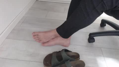 GermanSoleBro online show from November 14, 7:29 am