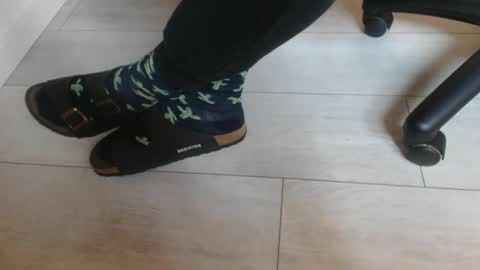 GermanSoleBro online show from April 14, 7:03 am