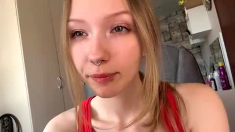 Sophie online show from June 19, 4:39 am