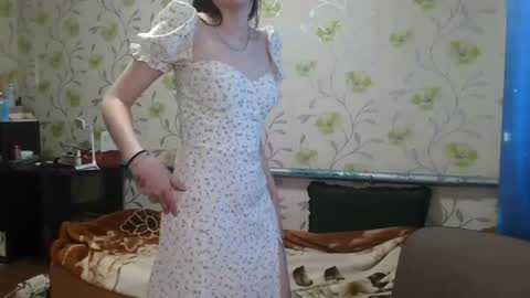 Anna online show from May 13, 9:17 am