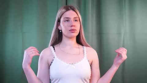 Bonnie online show from February 8, 9:40 pm