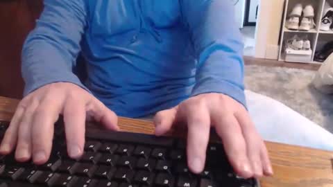 Snapshot of gethoggy chatting on February 22, 4:49 pm gethoggy online show from February 22, 4:49 pm