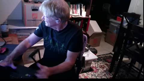 Gethyn online show from August 4, 3:21 am