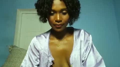 gggloria online show from December 16, 6:35 pm