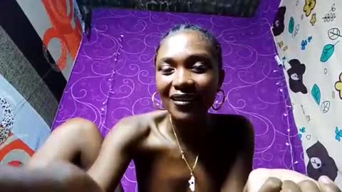 gggloria online show from March 18, 6:27 am