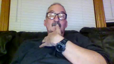 ghost2534 online show from December 19, 6:23 am