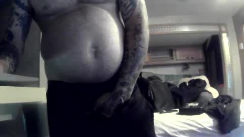 ghostweaze666 online show from December 5, 12:33 pm