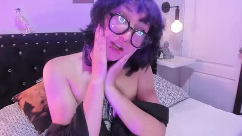 Allison  online show from February 24, 8:18 pm