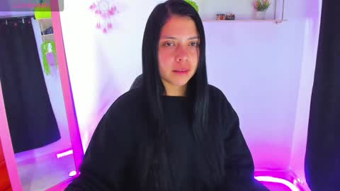 Snapshot of gia_contii chatting on January 6, 11:51 pm giaaaa online show from January 6, 11:51 pm