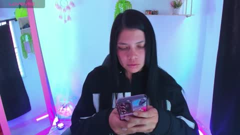 Snapshot of gia_contii chatting on January 12, 10:04 pm giaaaa online show from January 12, 10:04 pm