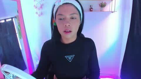 Snapshot of gia_contii chatting on March 13, 10:05 pm giaaaa online show from March 13, 10:05 pm