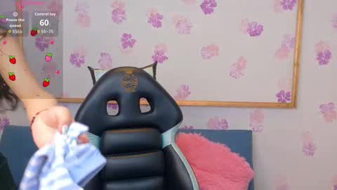 giaa rossi online show from December 21, 1:18 pm