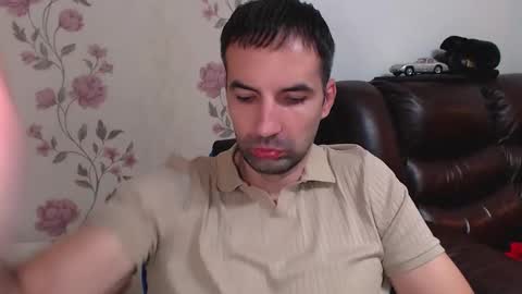 Gianni online show from November 4, 9:41 am