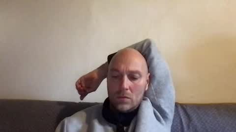 giannipaciotti online show from December 19, 10:02 am