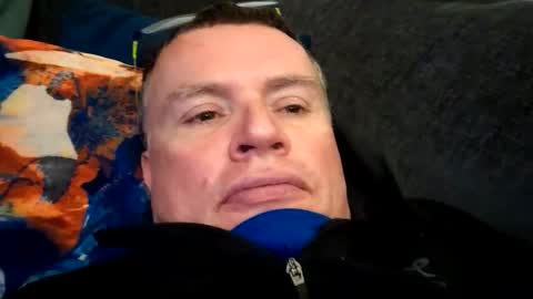 Snapshot of giddyup2222222 chatting on March 26, 1:33 am giddyup2222222 online show from March 26, 1:33 am