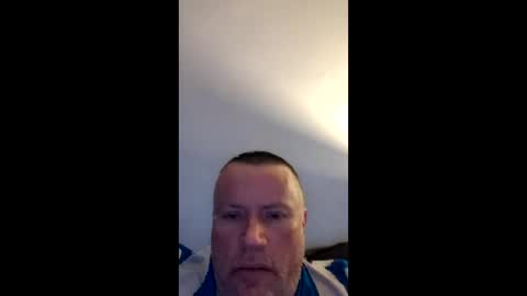 Snapshot of giddyup2222222 chatting on April 4, 3:53 pm giddyup2222222 online show from April 4, 3:53 pm