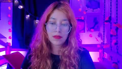 gigimooon online show from May 16, 2:19 am