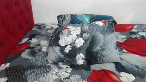 Snapshot of gimena_ass chatting on December 29, 3:57 pm Gimena online show from December 29, 3:57 pm