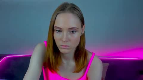 Gina online show from November 24, 11:10 am