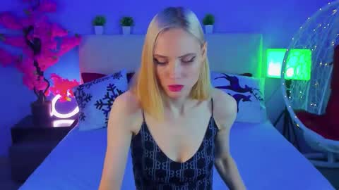 Gina online show from January 13, 9:25 am