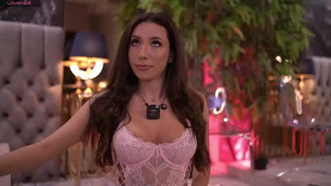 Gina online show from May 20, 8:04 pm