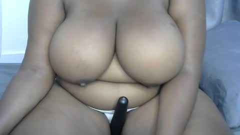 ginger_babes1 online show from October 17, 7:22 am