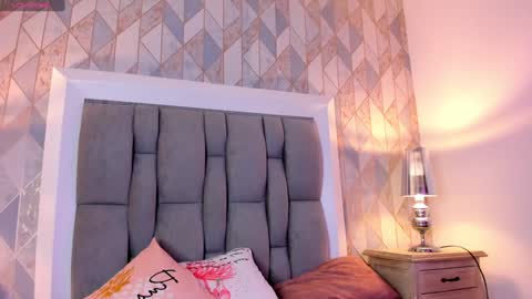 Ginger online show from January 2, 10:44 pm