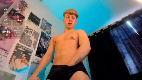 Snapshot of gingertwink_n chatting on January 15, 9:40 pm Josh Mills online show from January 15, 9:40 pm