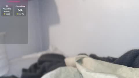 Snapshot of gingerxl chatting on February 2, 9:57 pm Ginger online show from February 2, 9:57 pm