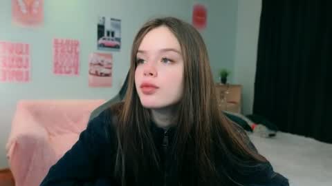 Ginny online show from July 5, 9:33 pm