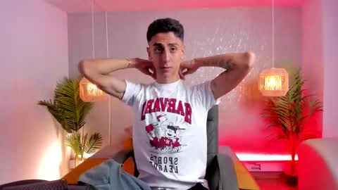 Gio Carangi online show from March 10, 4:06 am