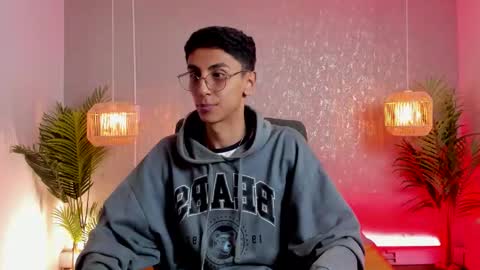 Gio Carangi online show from March 26, 2:50 am