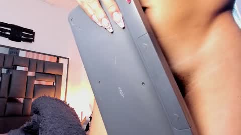 gio_gray online show from February 17, 11:22 pm