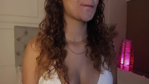 Gio online show from March 18, 1:58 pm