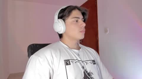 GioRusso online show from April 9, 3:06 pm