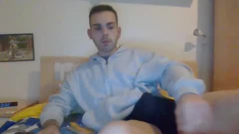 Snapshot of gionnylove chatting on December 11, 11:32 pm gionnylove online show from December 11, 11:32 pm