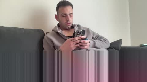 Snapshot of gionnylove chatting on April 15, 8:54 am gionnylove online show from April 15, 8:54 am