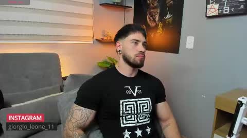 Snapshot of giorgio_leone2 chatting on July 1, 12:12 am Giorgio leone online show from July 1, 12:12 am