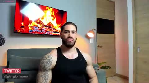 Snapshot of giorgio_leone2 chatting on July 19, 12:25 am Giorgio leone online show from July 19, 12:25 am