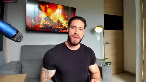Snapshot of giorgio_leone2 chatting on July 20, 7:49 pm Giorgio leone online show from July 20, 7:49 pm