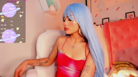 Snapshot of giovanna_oliveira chatting on December 6, 6:37 am Giovanna online show from December 6, 6:37 am