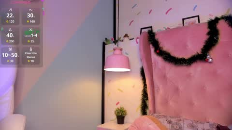 Snapshot of giovanna_oliveira chatting on December 29, 8:22 am Giovanna online show from December 29, 8:22 am