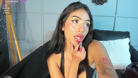 Snapshot of giovanna_oliveira chatting on February 3, 5:07 am Giovanna online show from February 3, 5:07 am