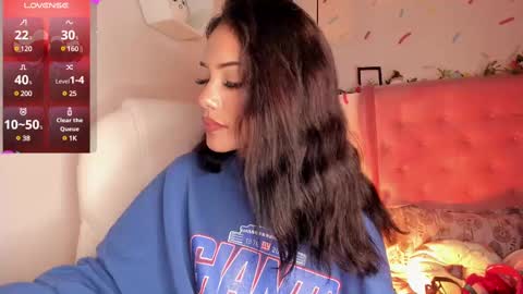 Snapshot of giovanna_oliveira chatting on February 20, 8:06 am Giovanna online show from February 20, 8:06 am