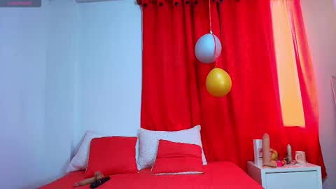 Girl Amada online show from March 7, 7:33 pm