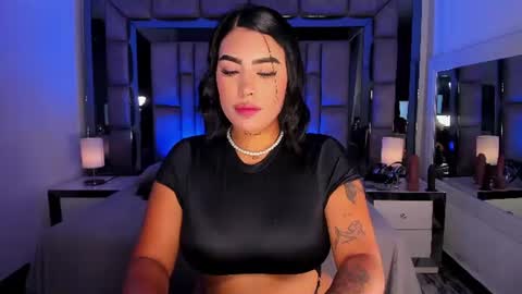Snapshot of girl_gray chatting on July 18, 4:22 pm GIRL GRAY online show from July 18, 4:22 pm