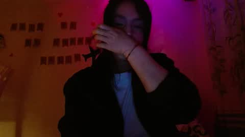 Snapshot of girl_marvel1 chatting on November 7, 6:02 am Alejandra online show from November 7, 6:02 am